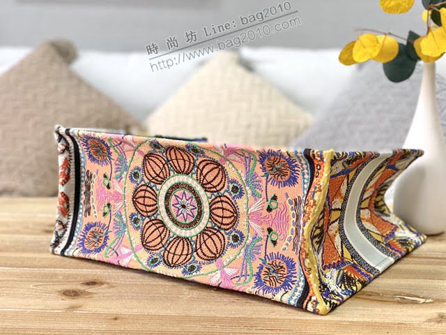Dior女包 迪奧Book Tote多色花朵帆布托特包 Dior刺繡購物袋  dfk1769
